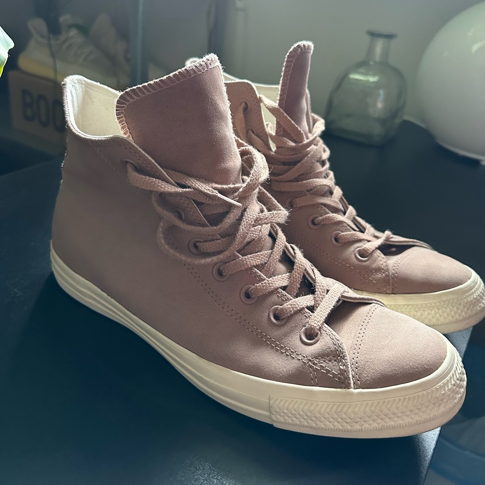 Converse hi tops